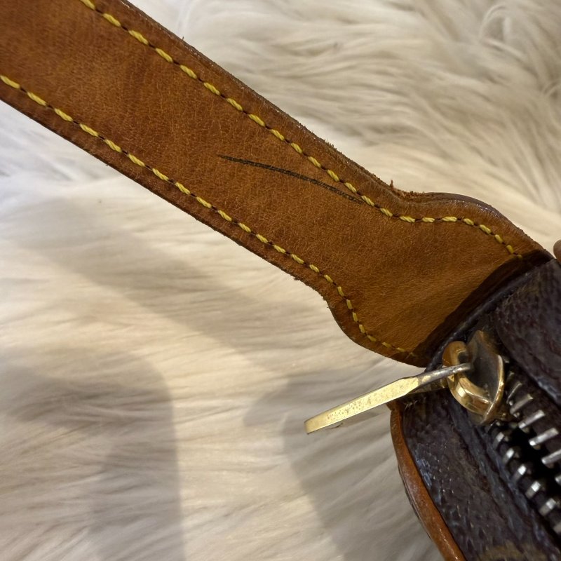 LV 老花碗豆包-8