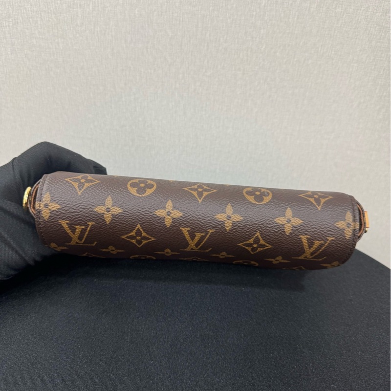 99新LV路易威登/Louis Vuitton ivy 芯片款 專櫃在售斷貨溢價款，兩條肩帶一個鏈條做腋下，一個植鞣革肩帶做斜挎(可調節)尺寸23.5x12x4.5cm-9