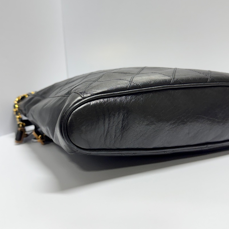 【牛皮超耐用🦾】 Chanel 經典黑金 菱格紋肩背包 （專櫃26.7萬）-4