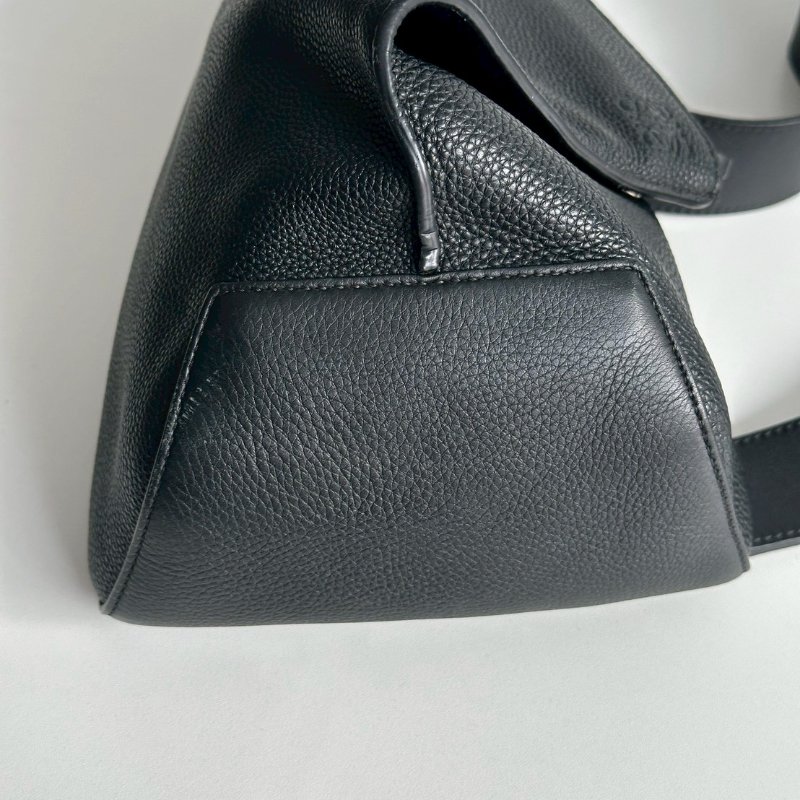 99新🆕 Loewe 羅意威 三角胸包 黑色銀釦-9