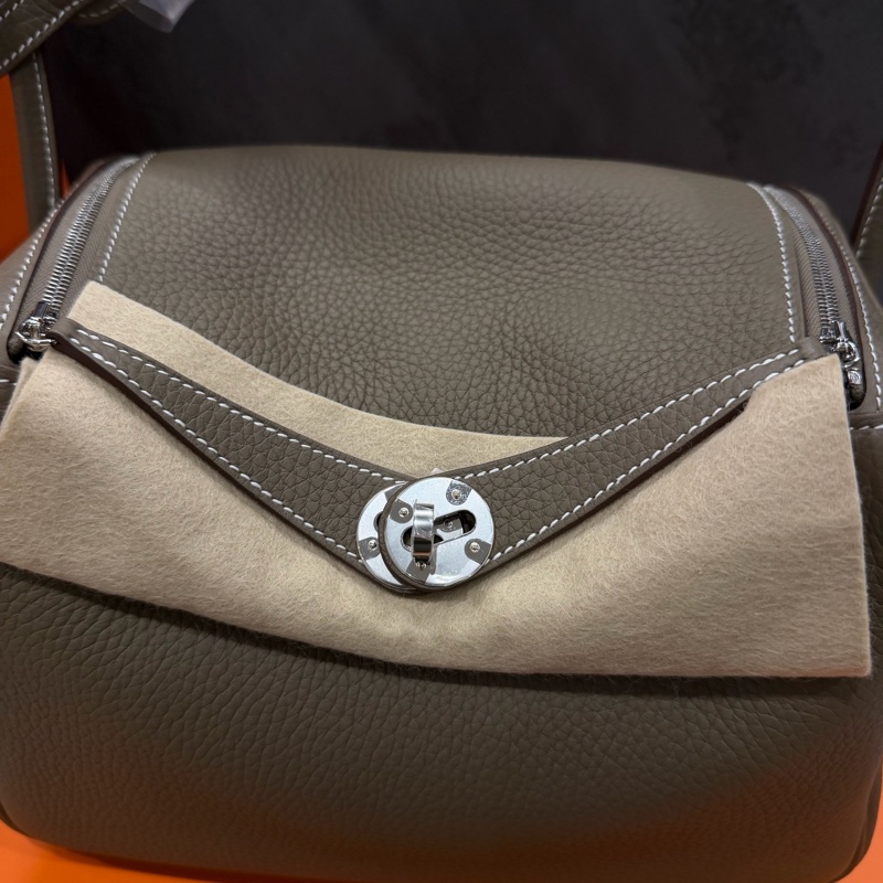 Hermes 愛馬仕 全新沒背過 ❗️TC 皮大象灰 Lindy 26-8