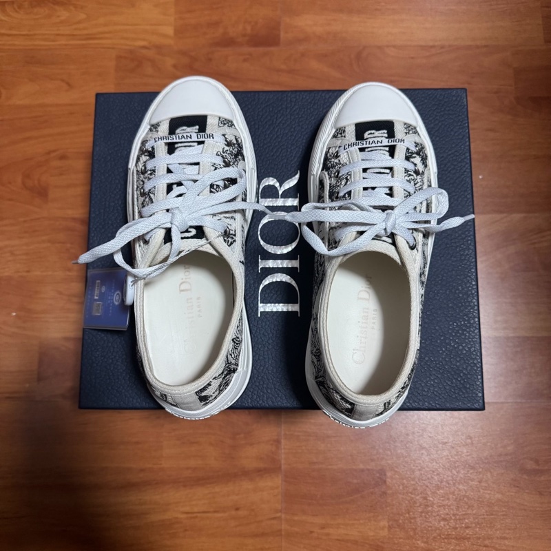 Dior厚底鞋迪奧Walk'n'Dior刺繡時尚板鞋 女款白黑 35.5碼-3