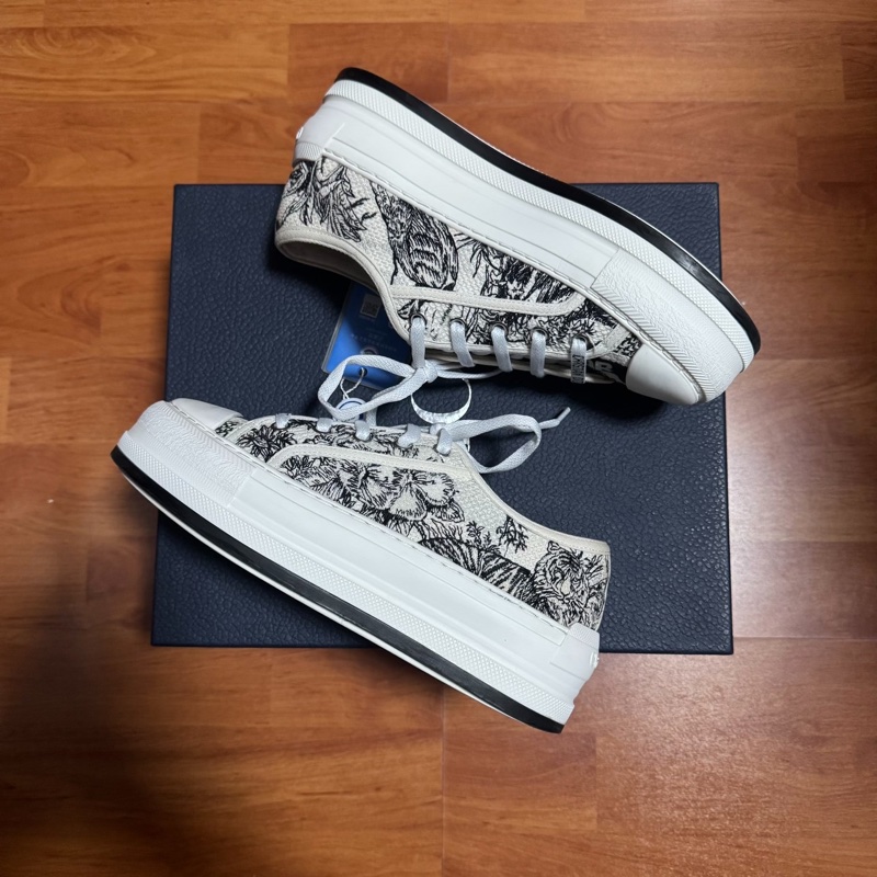 Dior厚底鞋迪奧Walk'n'Dior刺繡時尚板鞋 女款白黑 35.5碼-7