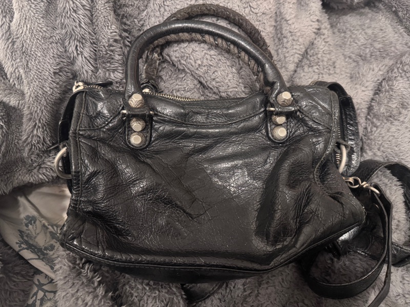 BalenciagaMini city 機車包-8