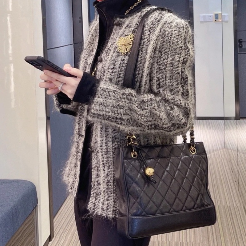 【95新✨ 全網最低價！】Chanel 菱格紋金球Tote（下單前先詢問庫存❗️）-1