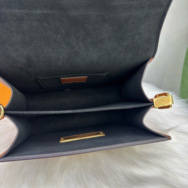 99新LV路易威登/Louis Vuitton達芙妮小號新款銅牌芯片款單肩斜挎包 23年-7