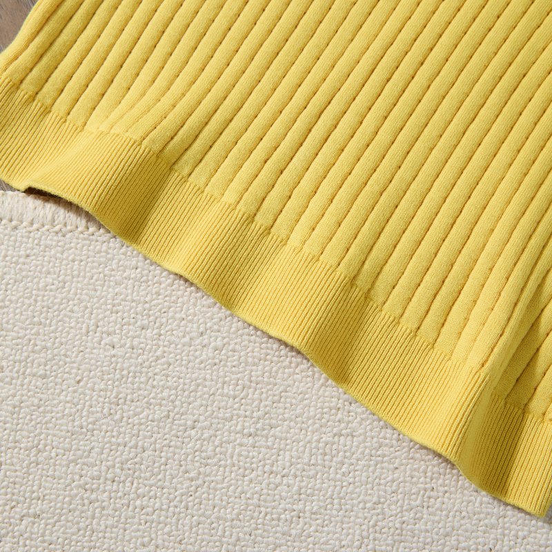 ❤️CHANEL 黃色針織上衣 cc logo裝飾-3