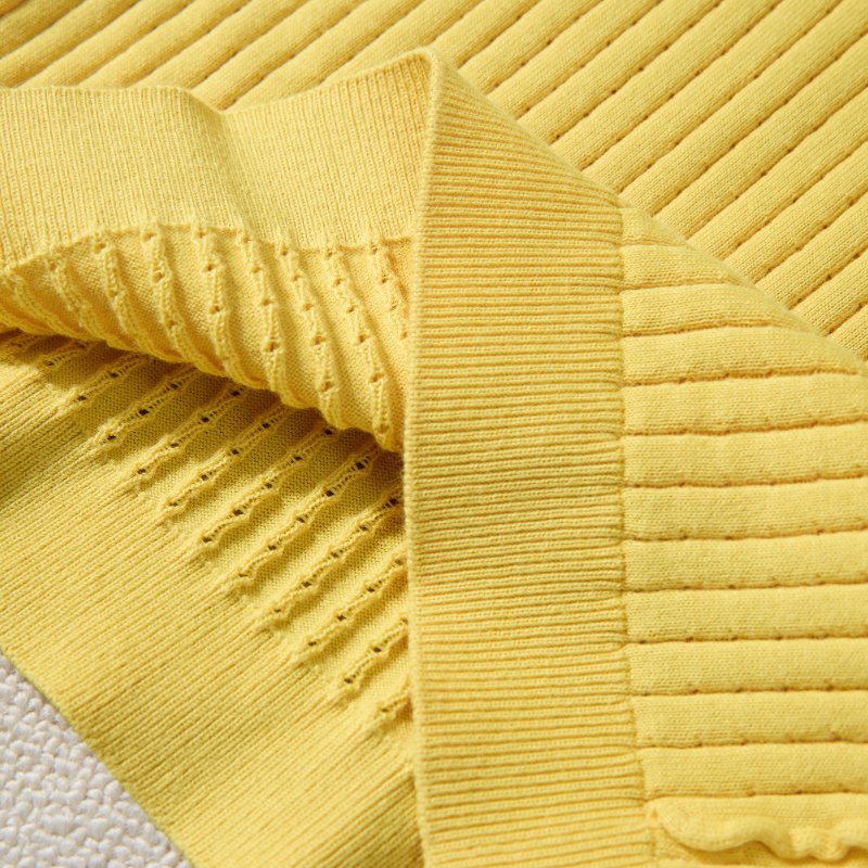 ❤️CHANEL 黃色針織上衣 cc logo裝飾-4