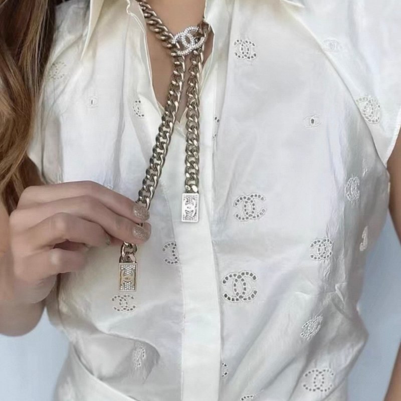 ❤️CHANEL 100%真絲 優雅無袖上衣 cc logo裝飾-1