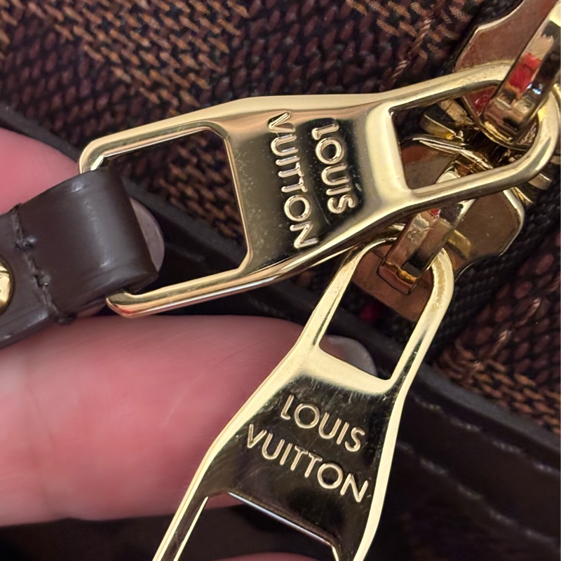 LOUIS VUITTON金釦手挽袋-3