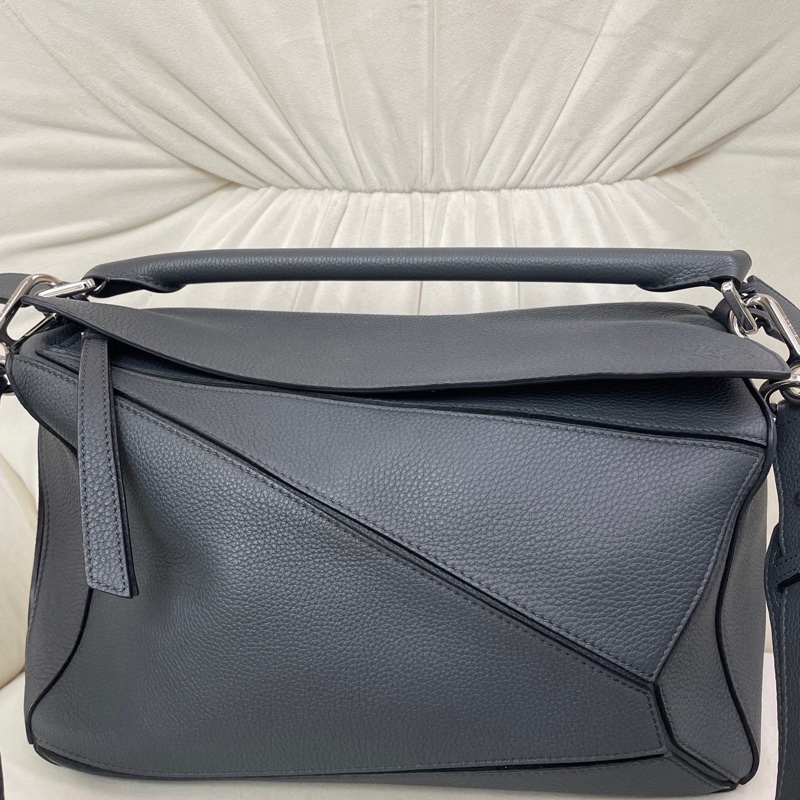 羅意威/Loewe炭灰色puzzle中號 底長29cm 好成色 21年編碼-0