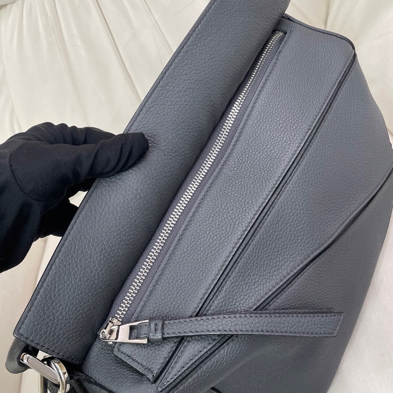 羅意威/Loewe炭灰色puzzle中號 底長29cm 好成色 21年編碼-5