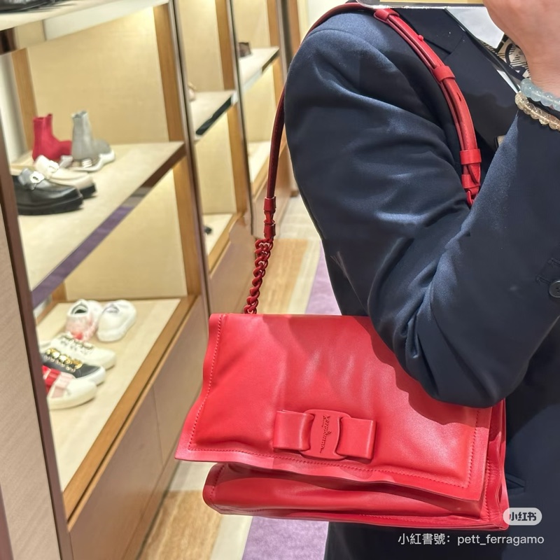 Salvatore Ferragamo 菲拉格慕 牛皮 雲朵包-1