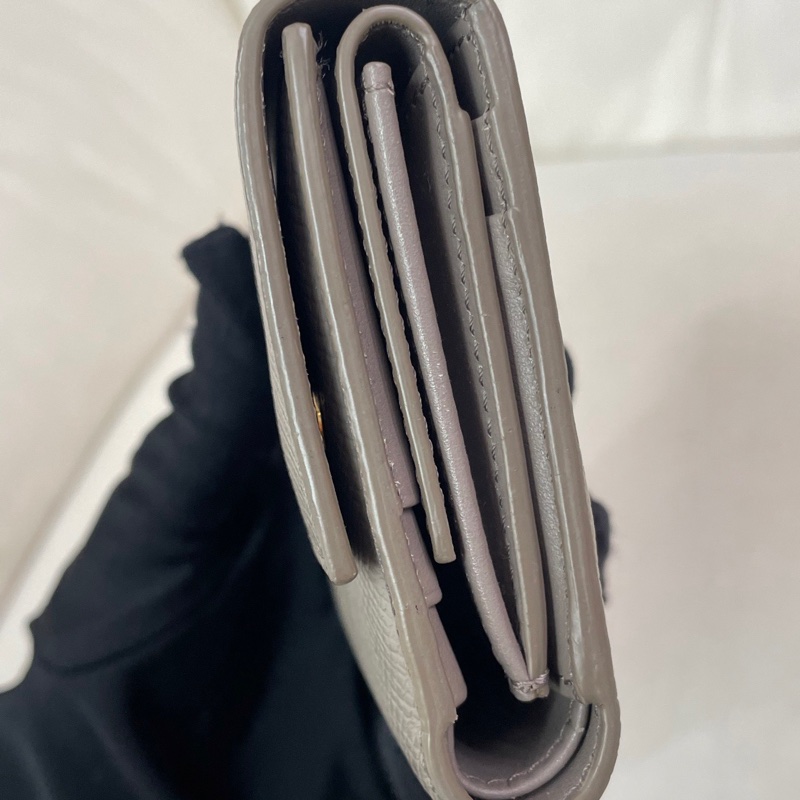 賽琳/Celine 小號大象灰色粒面牛皮革三折錢包 20年編碼-3