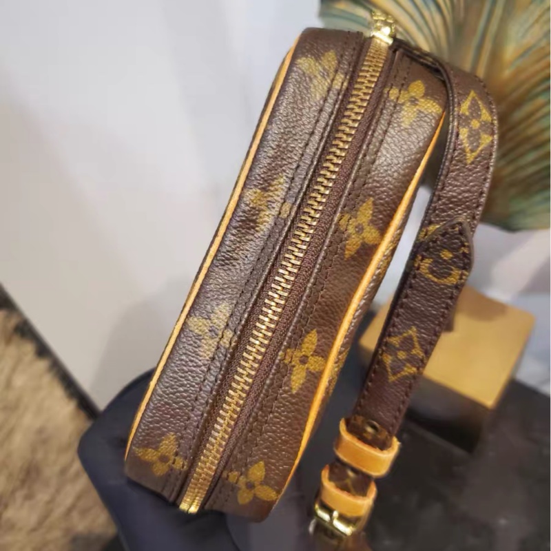 【97新✨ 全網最低價！】LV 相機包 小號 男女同用 （下單前先詢問庫存❗️）-6