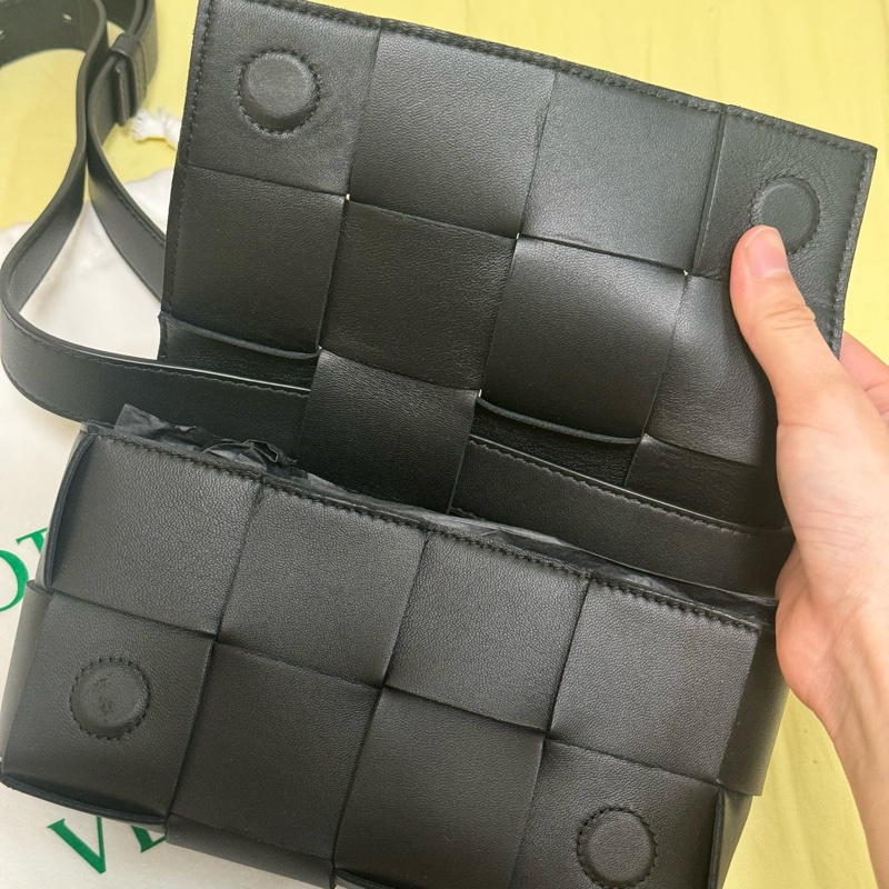 Bottega Veneta Cassette八格腰包/斜背包-1