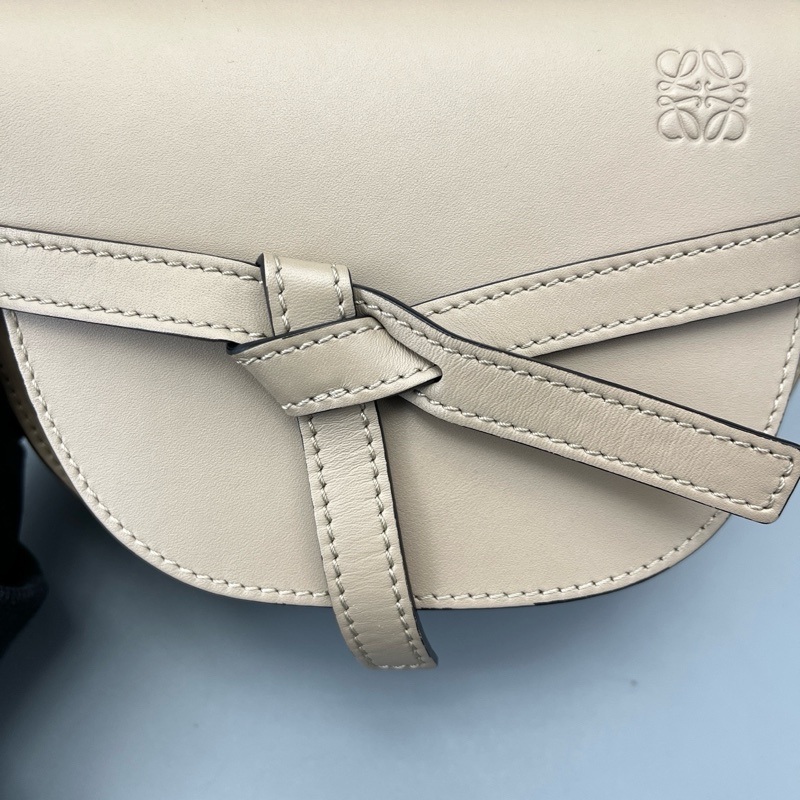 98新 LOEWE羅意威gate馬鞍包奶茶色小號/21*13*9cm-4