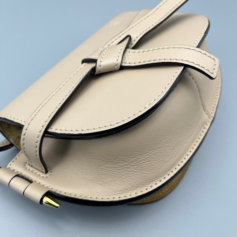 98新 LOEWE羅意威gate馬鞍包奶茶色小號/21*13*9cm-5