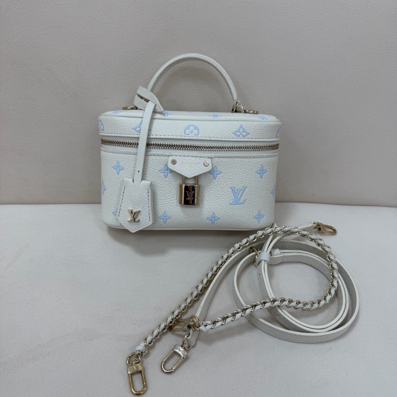 LV新款奶油藍Vanity Chain Pouch 窄版化妝包 19*12cm  99新肩帶塵袋-1