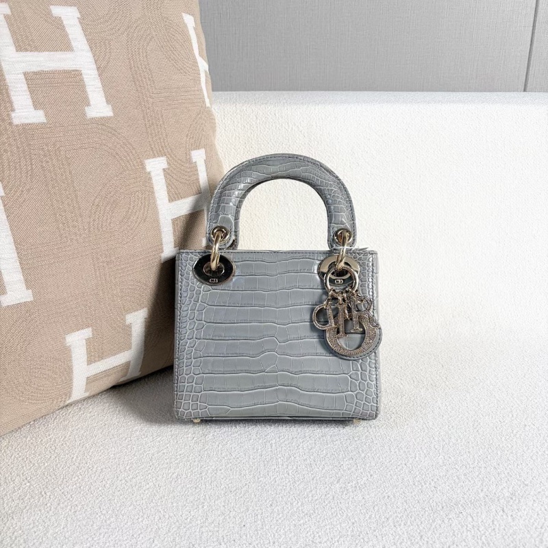 Dior鑽扣鰐魚皮三格黛妃 灰色 金扣 17*14*5 99新購證 塵袋肩帶 保卡-1