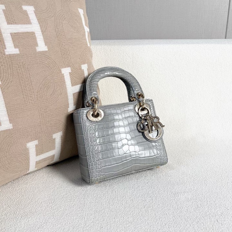 Dior鑽扣鰐魚皮三格黛妃 灰色 金扣 17*14*5 99新購證 塵袋肩帶 保卡-2