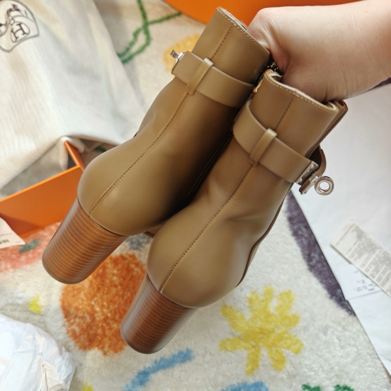 Hermes靴子愛馬仕奶茶色Kelly扣高跟踝靴 37碼-4