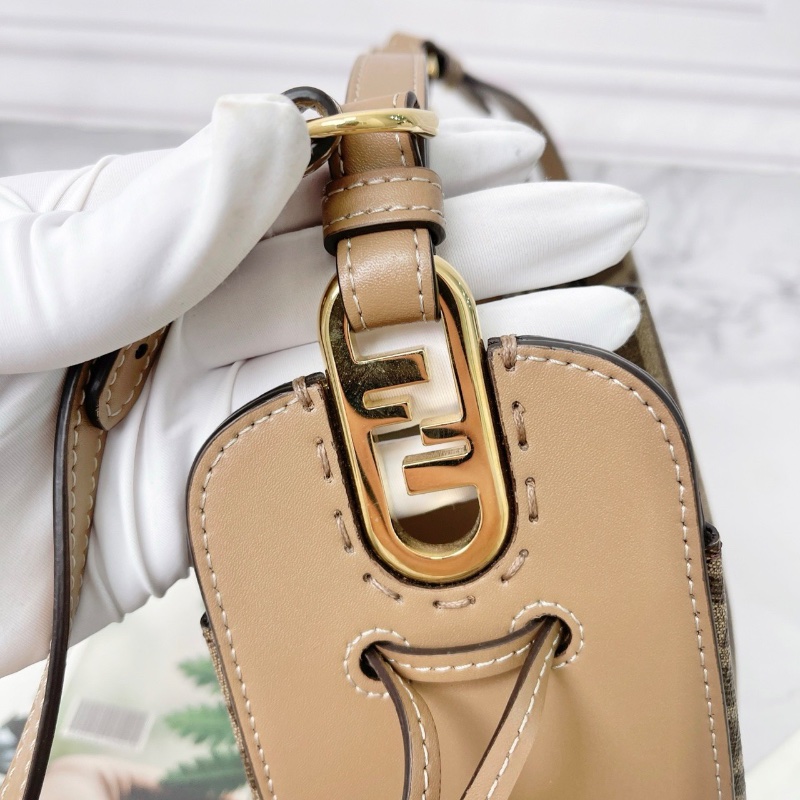 FENDI 棕色膠囊系列Pomodorino 老花拼皮迷你抽繩肩背斜背手提包21x14x17 98新配件塵袋購證吊牌-6