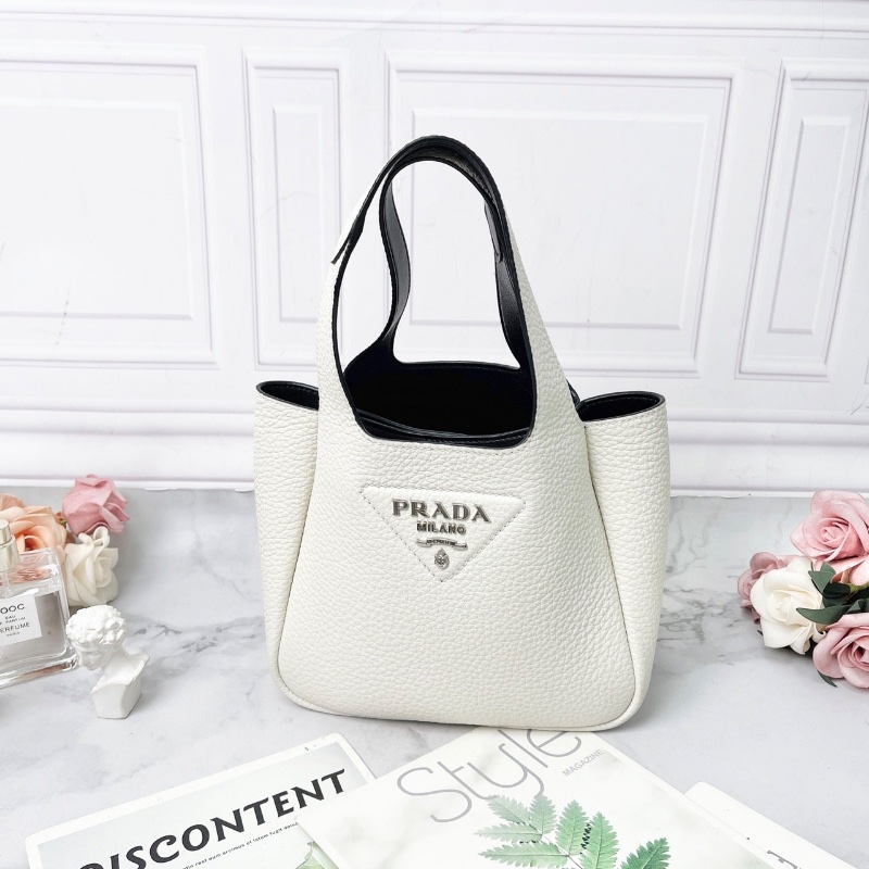 Prada 白色mini菜籃子托特手提包18×15×8.5cm 98新配件塵袋購證-4