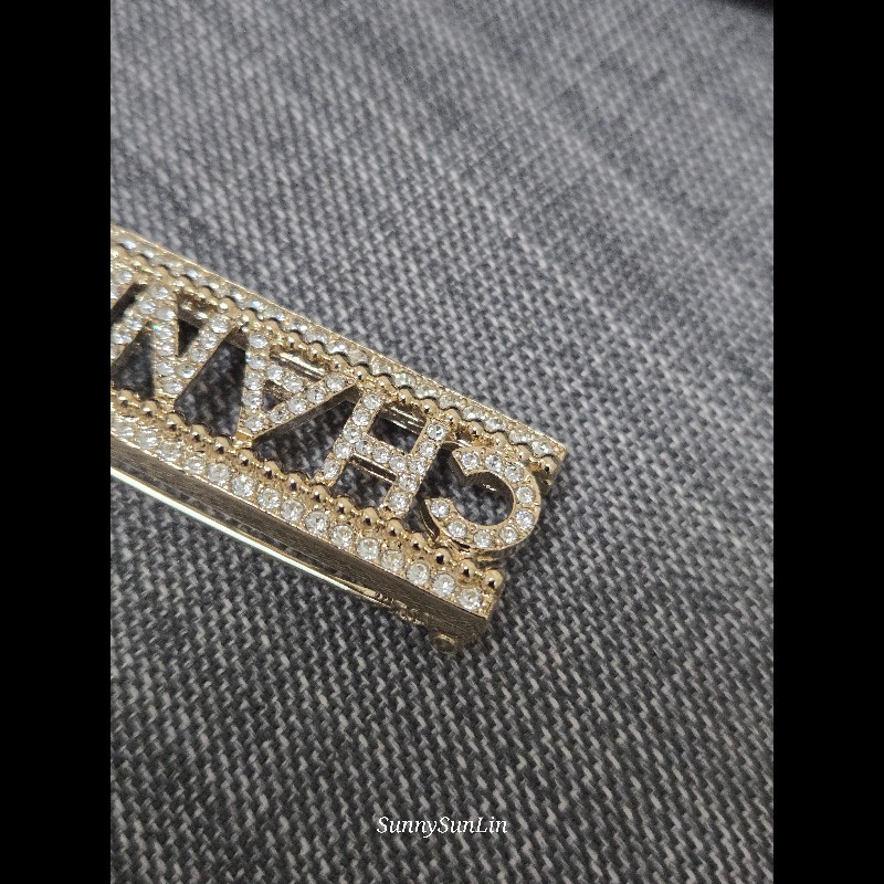 CHANEL 香奈兒 水鑽字母胸針-6