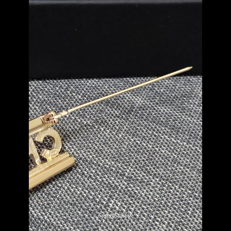 CHANEL 香奈兒 水鑽字母胸針-11