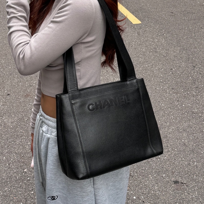 【超！級！新】Chanel 魚子醬牛皮 肩背托特包（專櫃261,300）-4