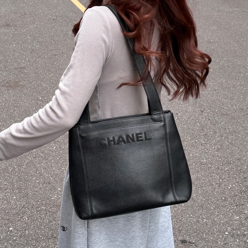 【超！級！新】Chanel 魚子醬牛皮 肩背托特包（專櫃261,300）-21