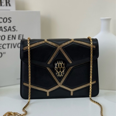 Bvlgari寶格麗蛇頭限量款 購入十三萬