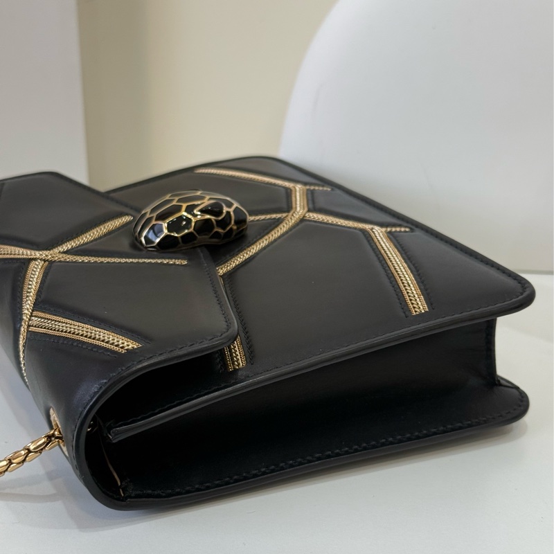 Bvlgari寶格麗蛇頭限量款 購入十三萬-3