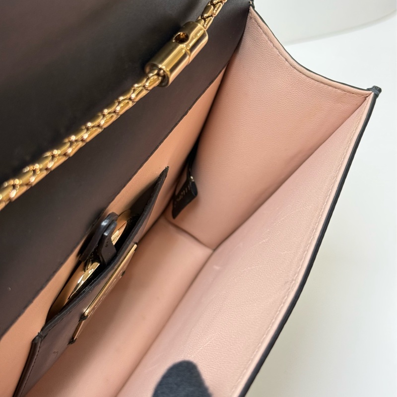 Bvlgari寶格麗蛇頭限量款 購入十三萬-20