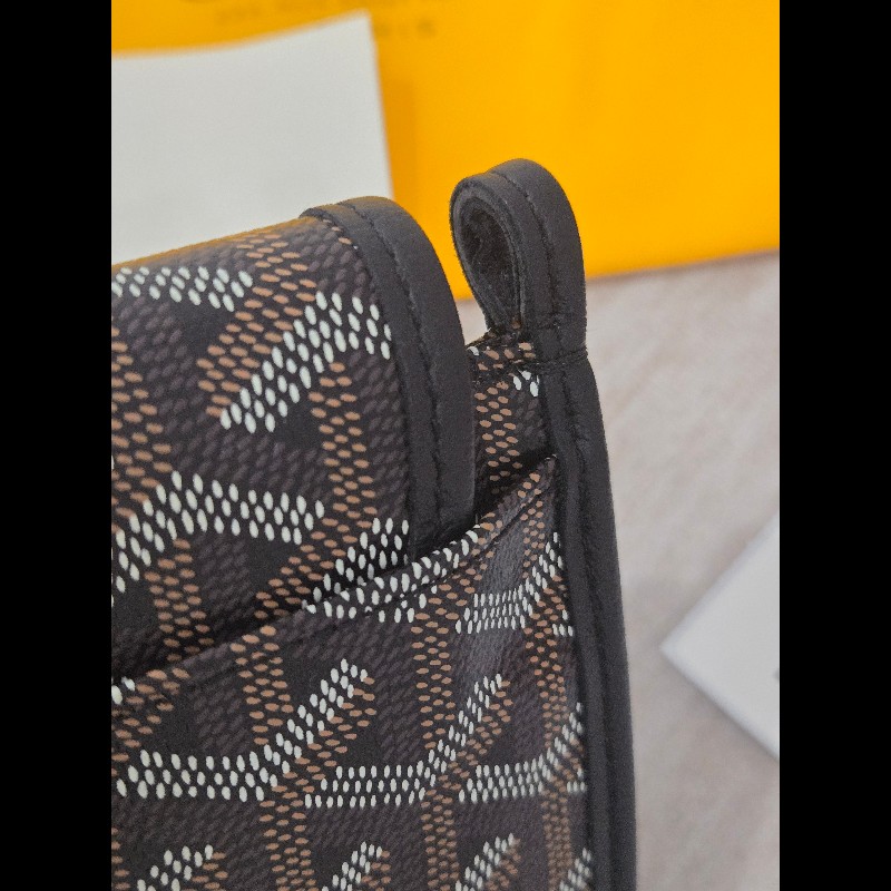 Goyard Plumet Pocket Wallet 經典黑配棕 信封包-24