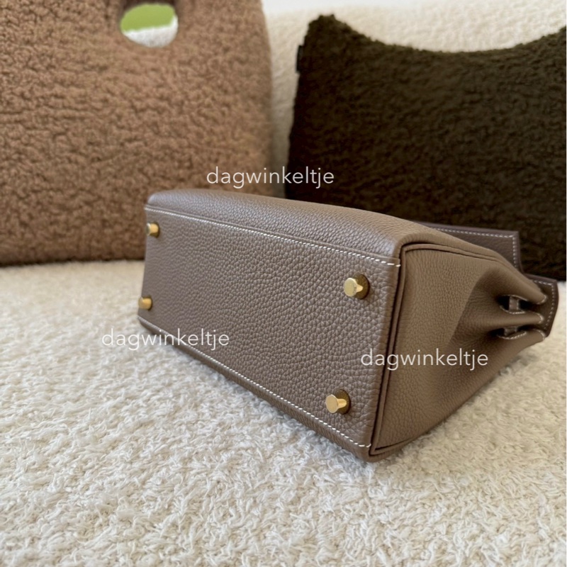 { 現貨 ｝全新💛愛馬仕凱莉 Kelly25 大象灰/金釦/ K-3