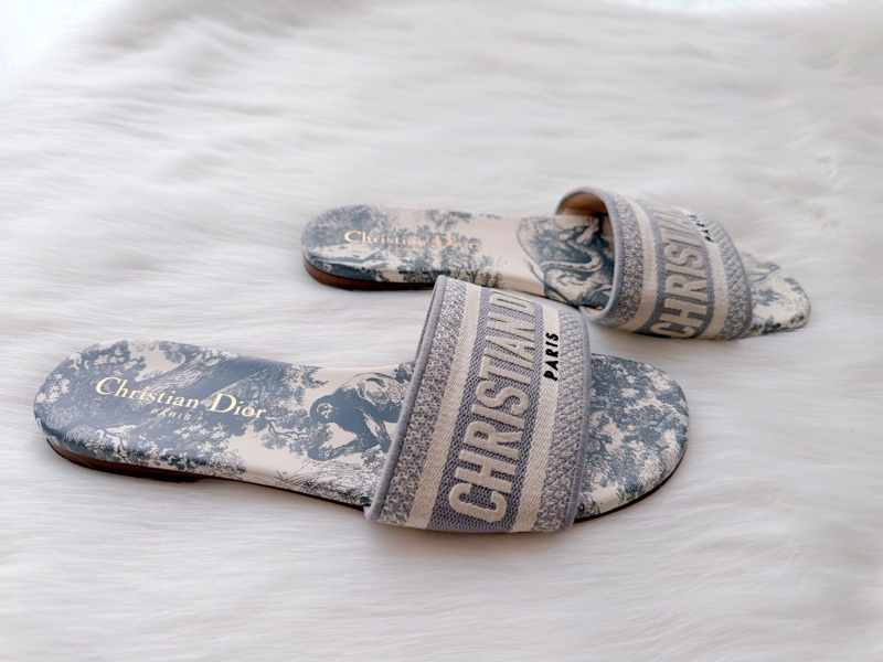 Dior Dway 經典灰色刺繡動物紋平底拖鞋 37-3