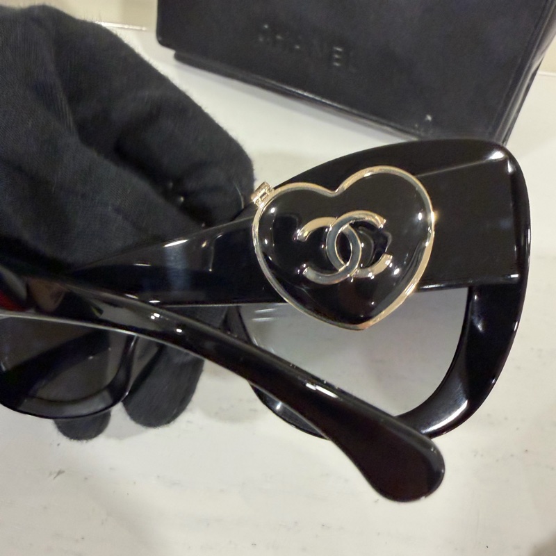 CHANEL 愛心墨鏡 情人節愛心 超可愛🩷-1