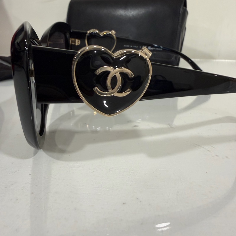 CHANEL 愛心墨鏡 情人節愛心 超可愛🩷-13