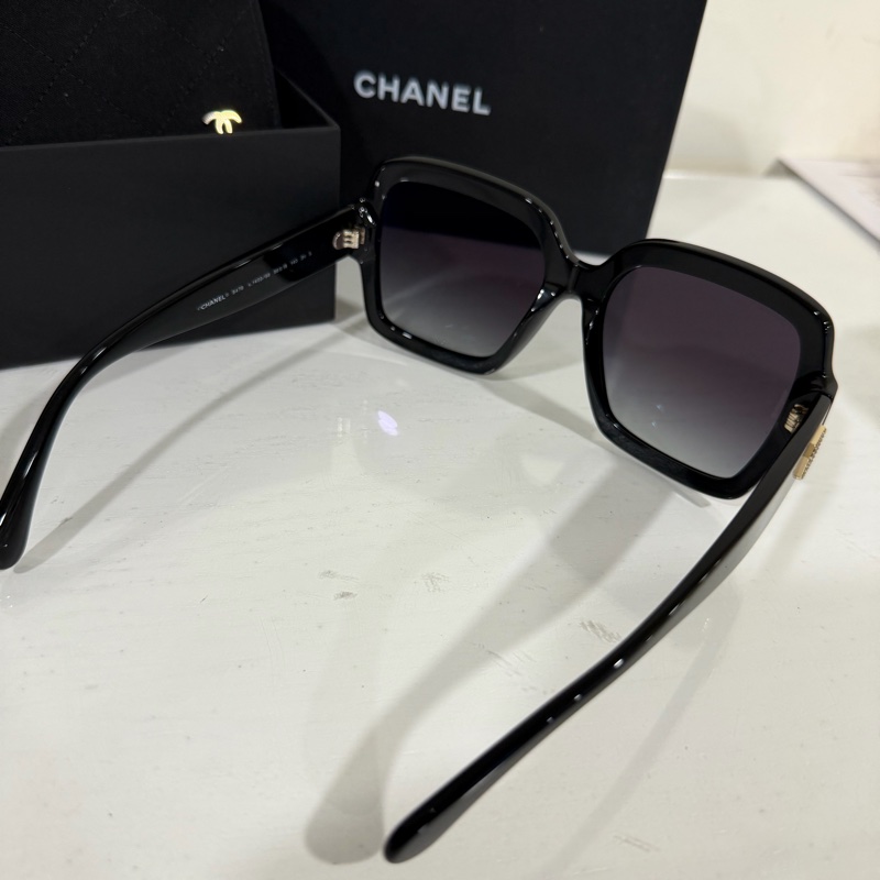 Chanel 鑲鑽logo墨鏡 顏色超漂亮🩷-12