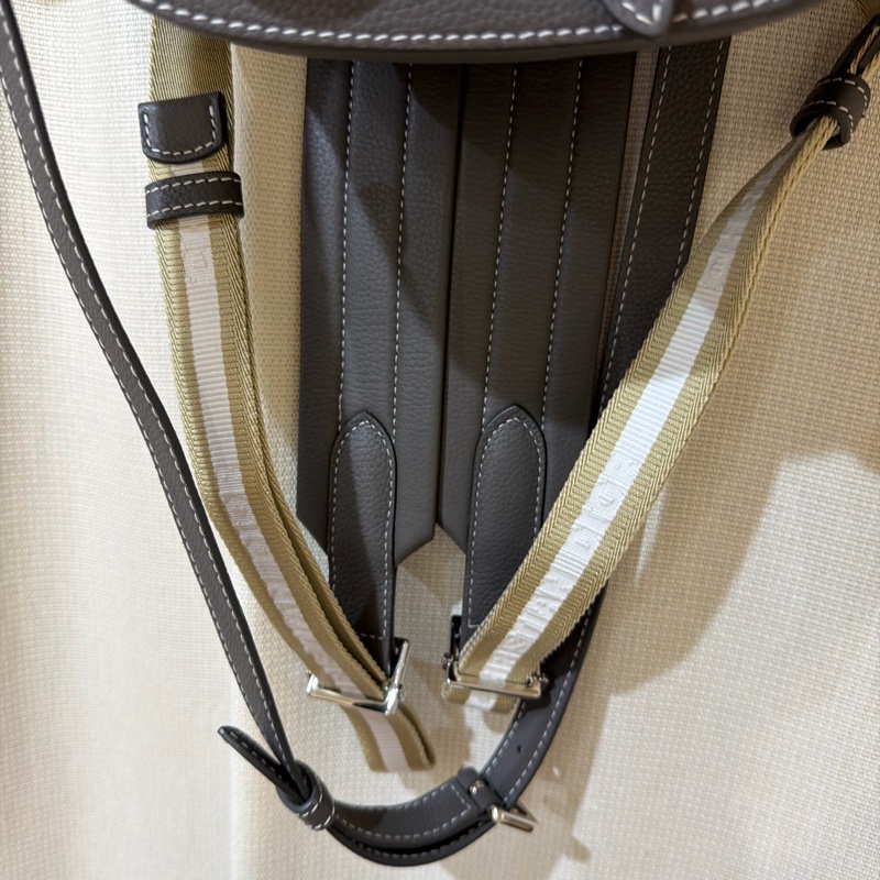 Dior 雙肩馬鞍後背包 也可以側背-11