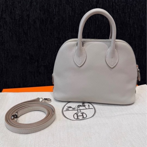 愛馬仕/Hermers mini保齡球珍珠灰銀扣 山羊皮  stamp D