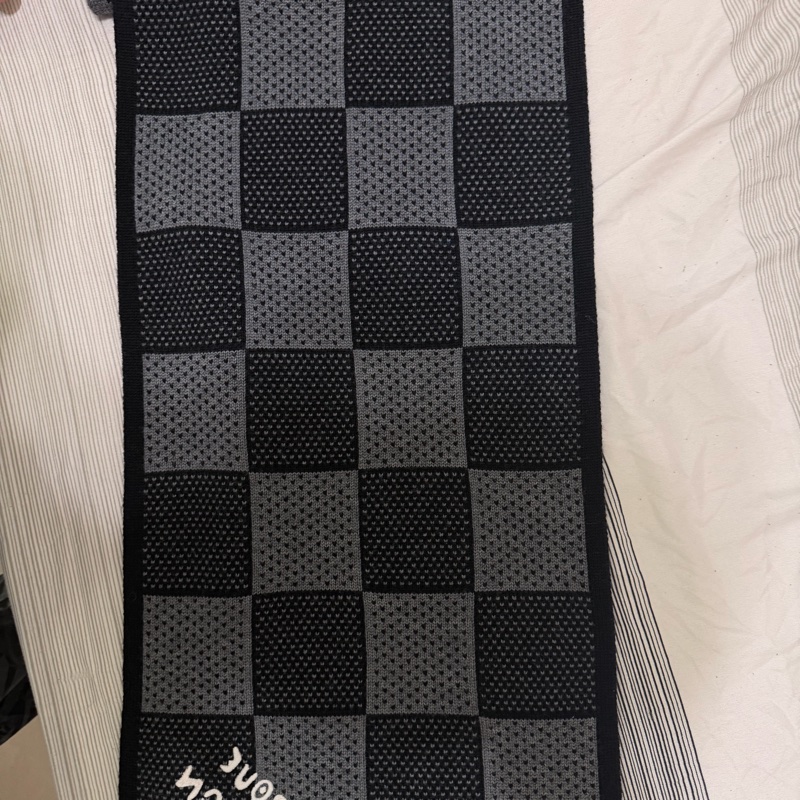 Louis Vuitton LV Damier Heritage 圍巾 黑灰棋盤格 M92664-2