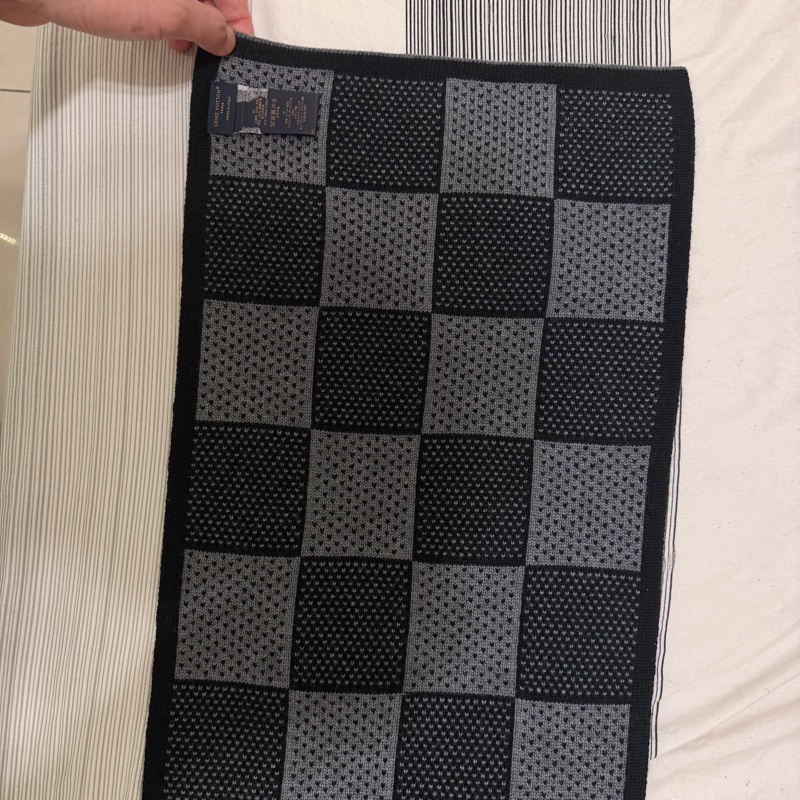 Louis Vuitton LV Damier Heritage 圍巾 黑灰棋盤格 M92664-4