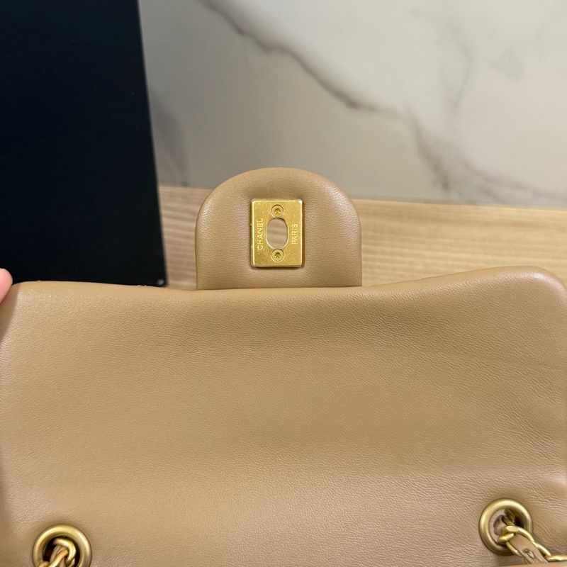 （超推薦）香奈兒 22B cf mini 愛心鏈條包 晶片款式-18