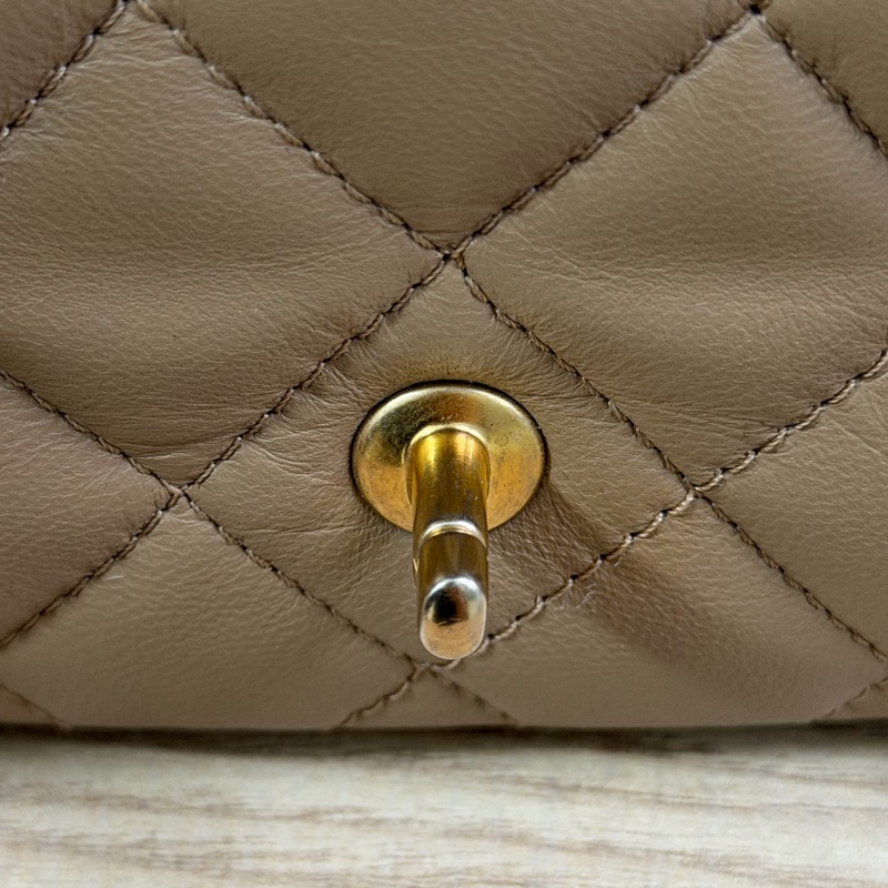 （超推薦）香奈兒 22B cf mini 愛心鏈條包 晶片款式-22