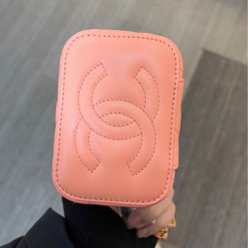 【98新 ✨ 全網最低價！】Chanel香奈兒 櫻花粉 金球小盒子 化妝盒 羊皮 含鏡子 晶片新款（下單前先詢問庫存❗️）-3