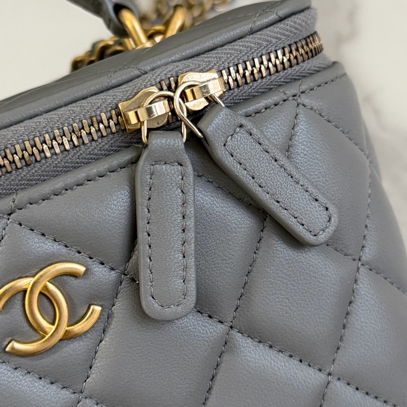 （市場稀有）香奈兒 22B 復古手柄長盒子 質感灰色-9
