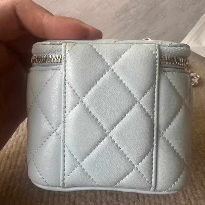 【98新 ✨ 全網最低價！】Chanel香奈兒 淺藍色 金球小盒子 化妝包晶片新款 （下單前先詢問庫存❗️）-2